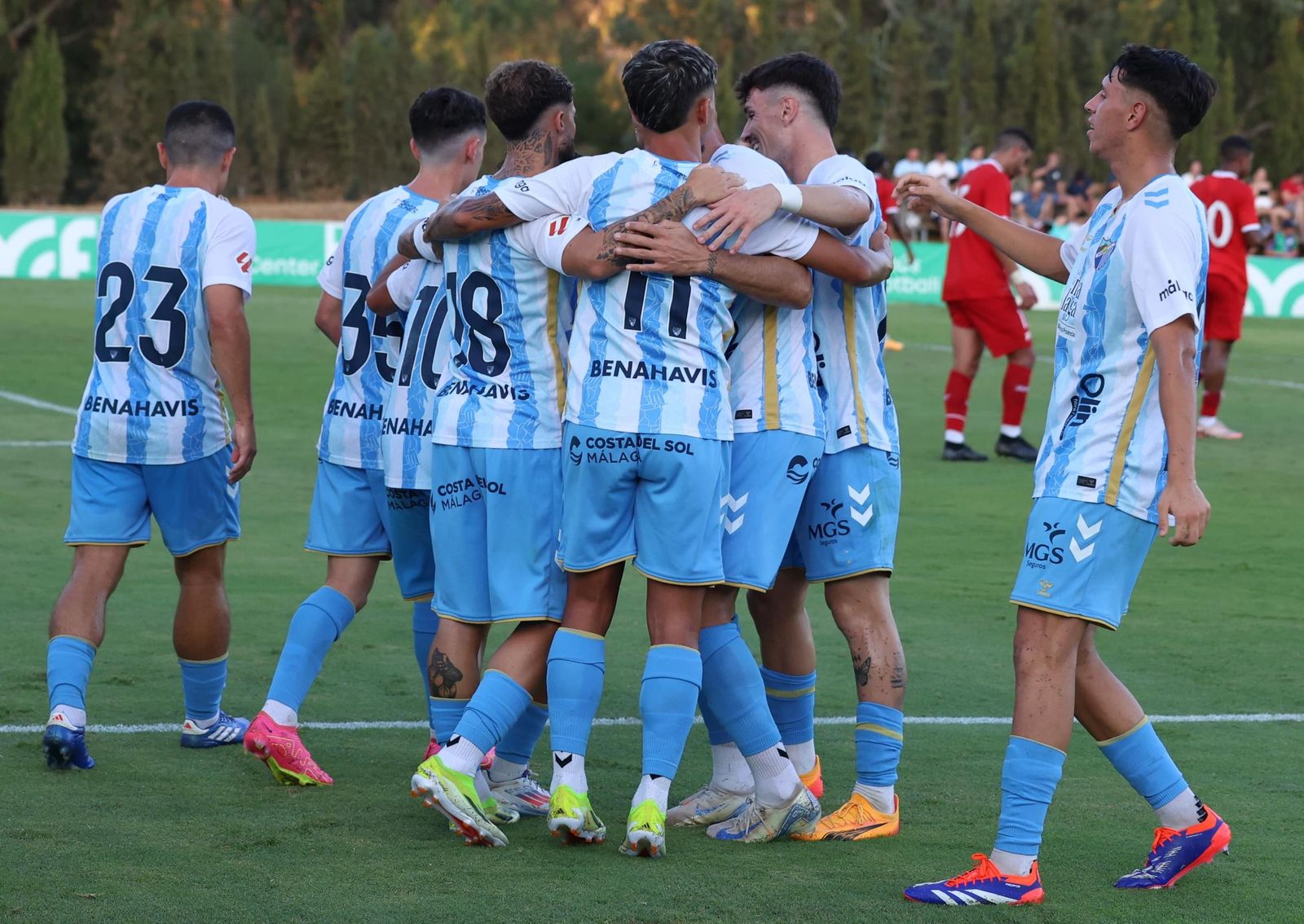 Las fotos del Málaga CF - Al Jazira, segundo amistoso de pretemporada