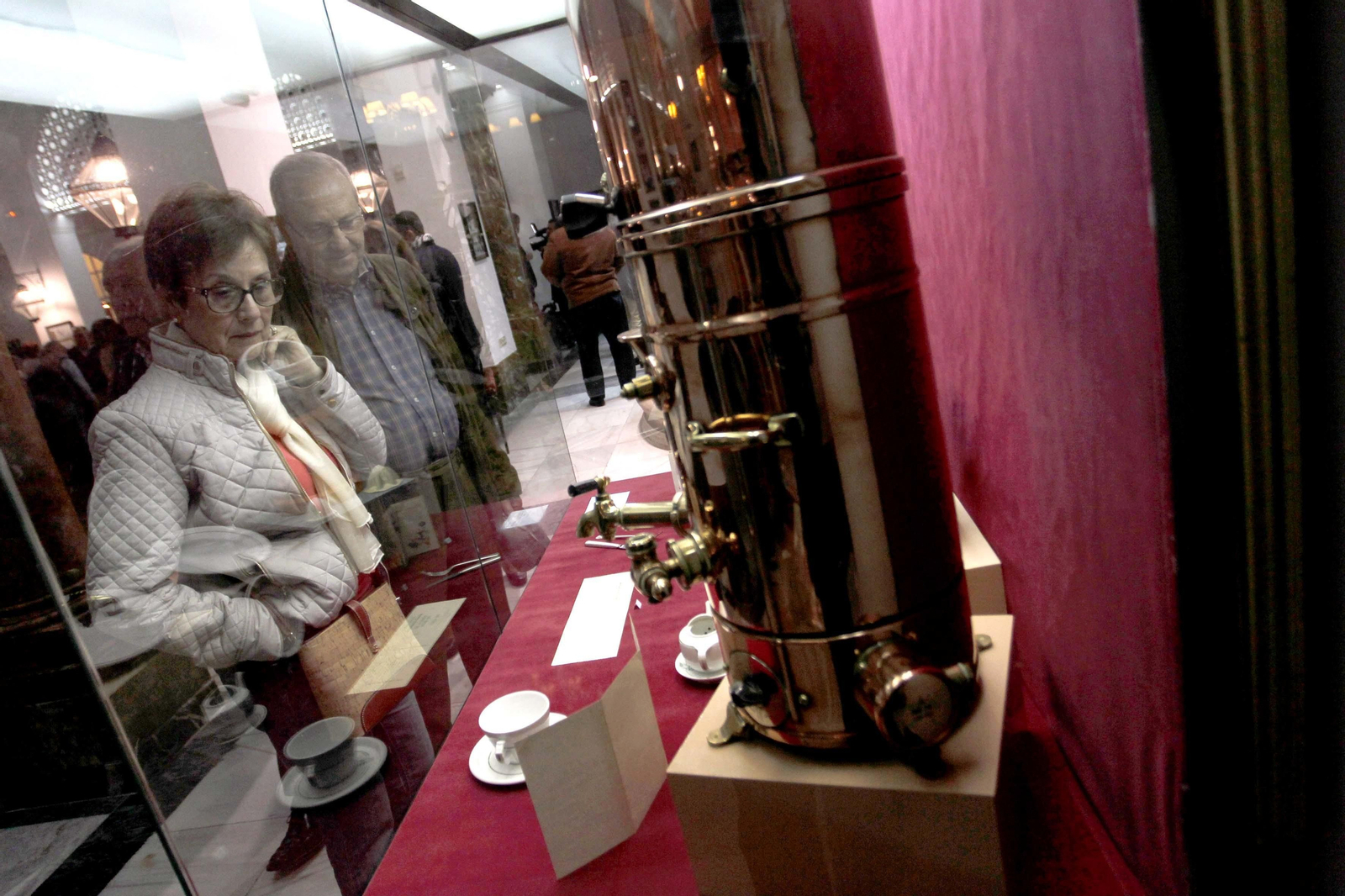 Imágenes de la exposición en el Hotel Cristina