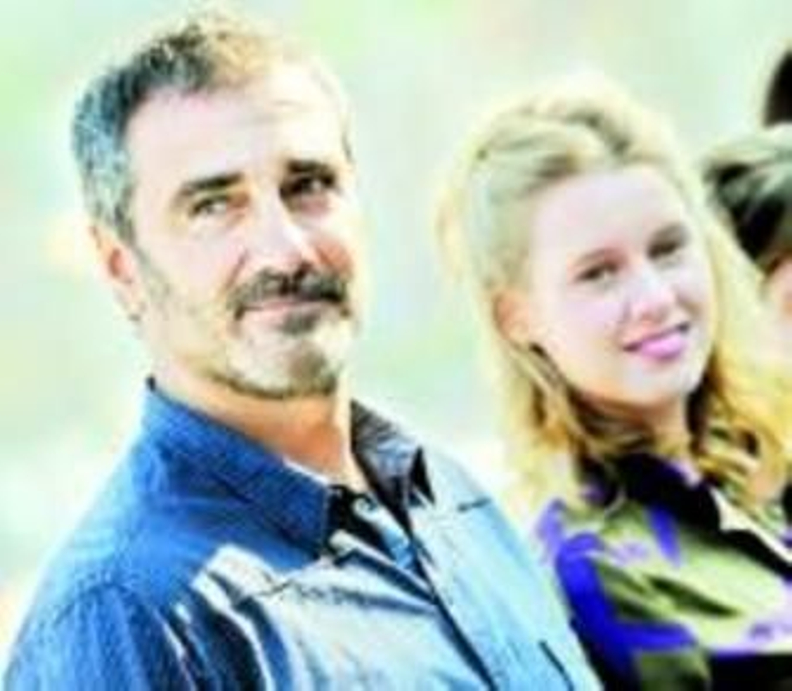 Fesser y Manuela Vellés.