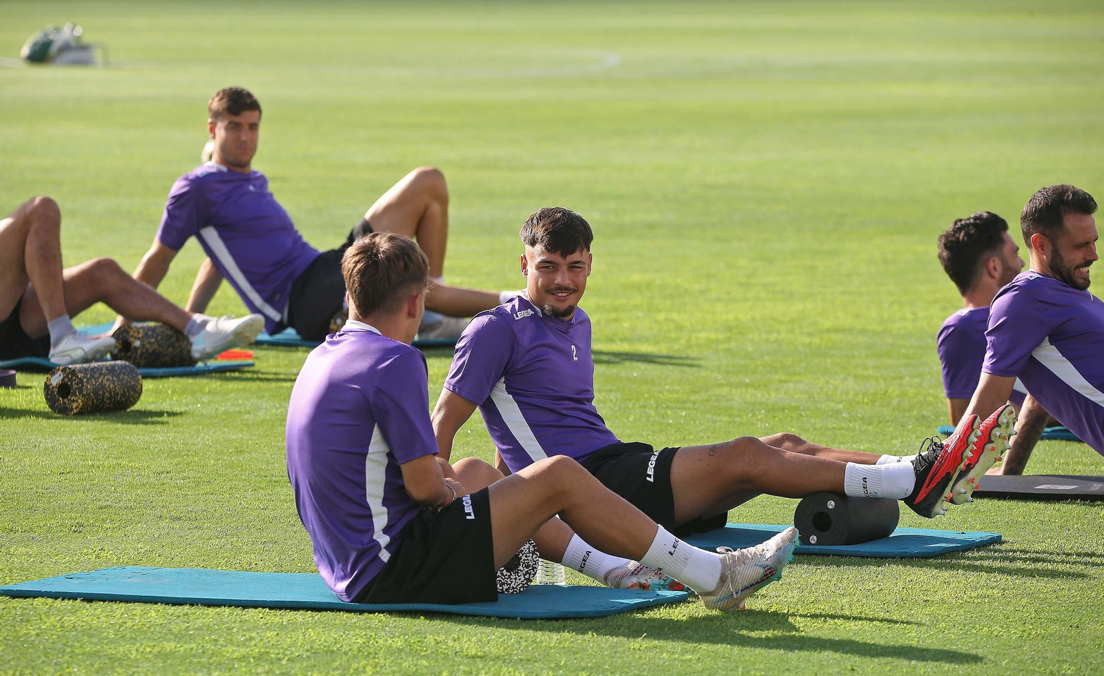 Fotos del primer entrenamiento de la Balona en el Ciudad de La Línea