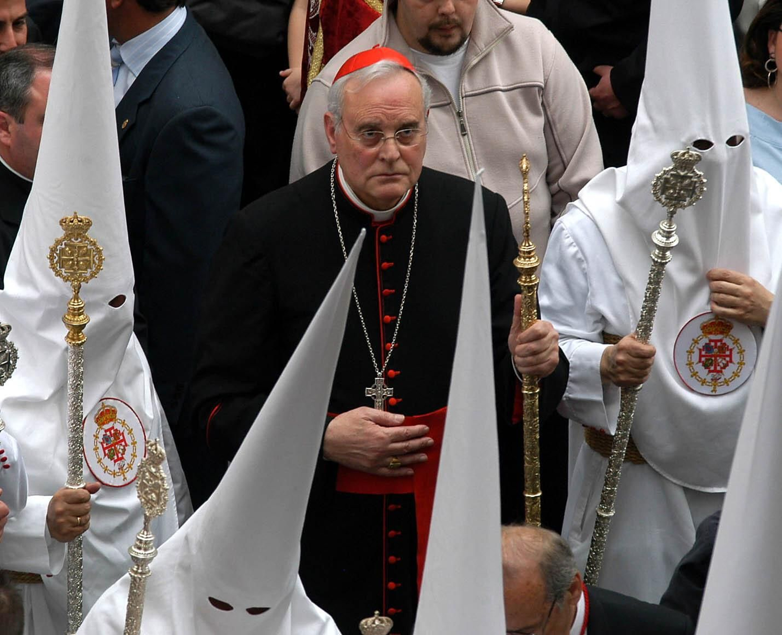 Imágenes del Cardenal Carlos Amigo Vallejo