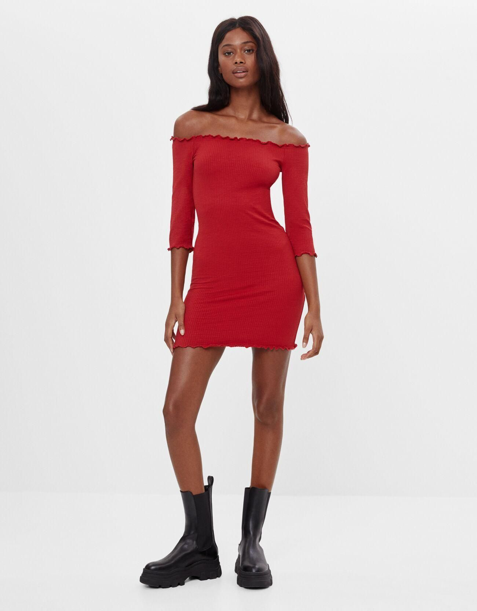 Los 20 vestidos que demuestran que el rojo es el color de la temporada