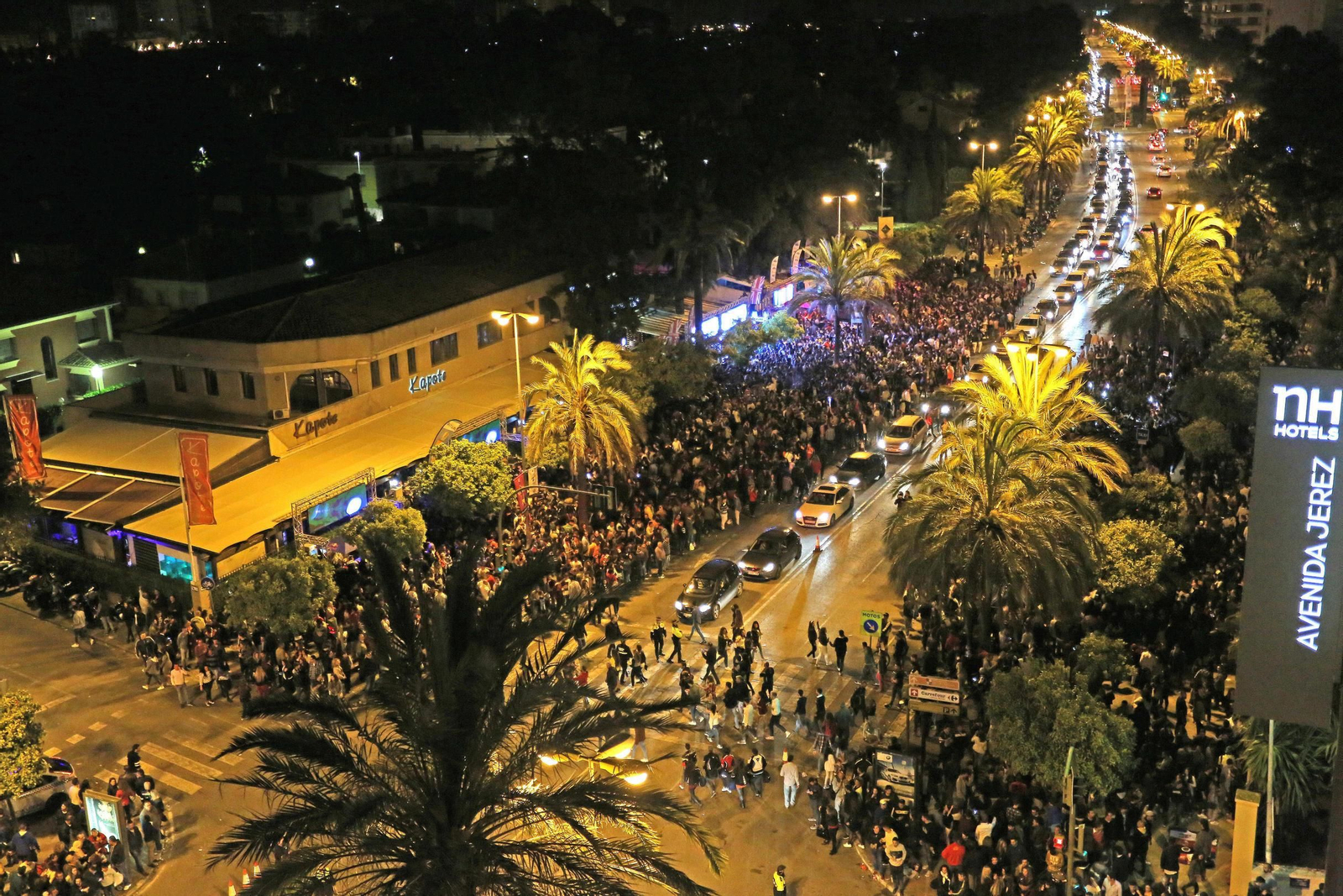 Ambiente motero en la avenida durante el pasado Mundial.