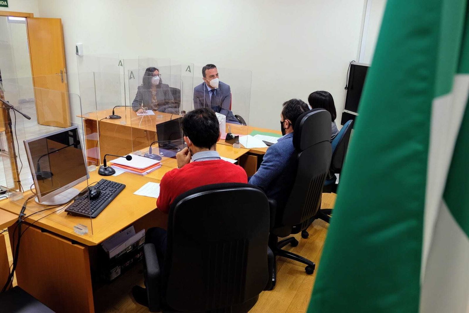 Visita al juzgado de Sanlúcar la Mayor