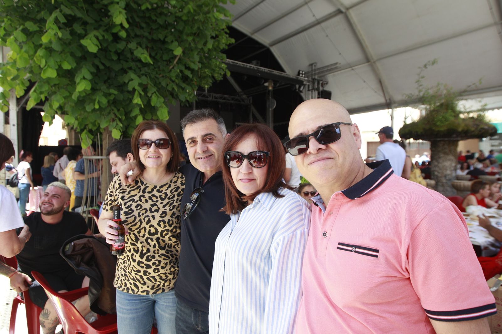 Imágenes de las Fiestas de Abrucena: concurso de mostos, encierro infantil y migas populares