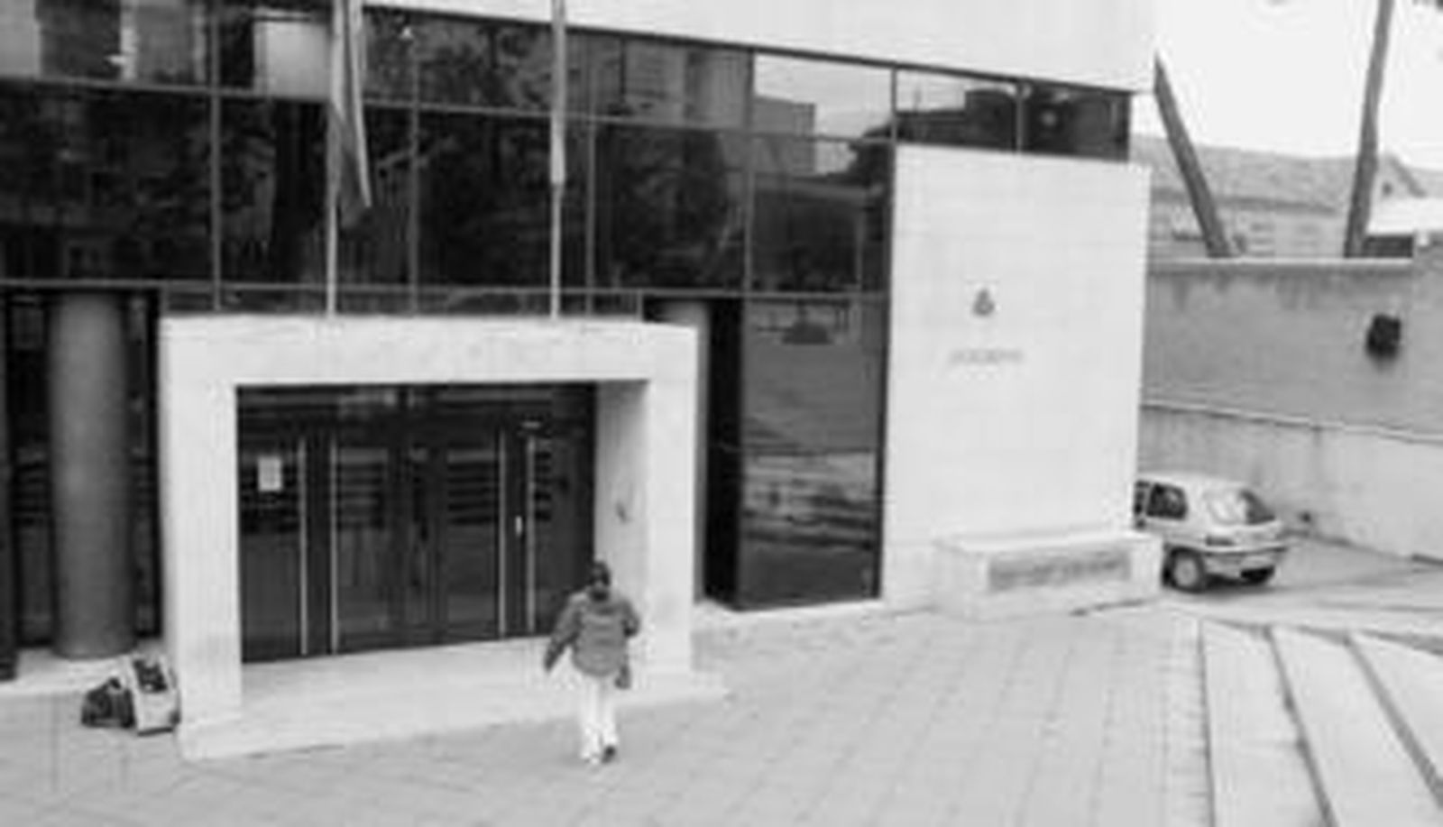 Los juzgados de lo Penal de Granada están ubicados en el edificio judicial de la Caleta.