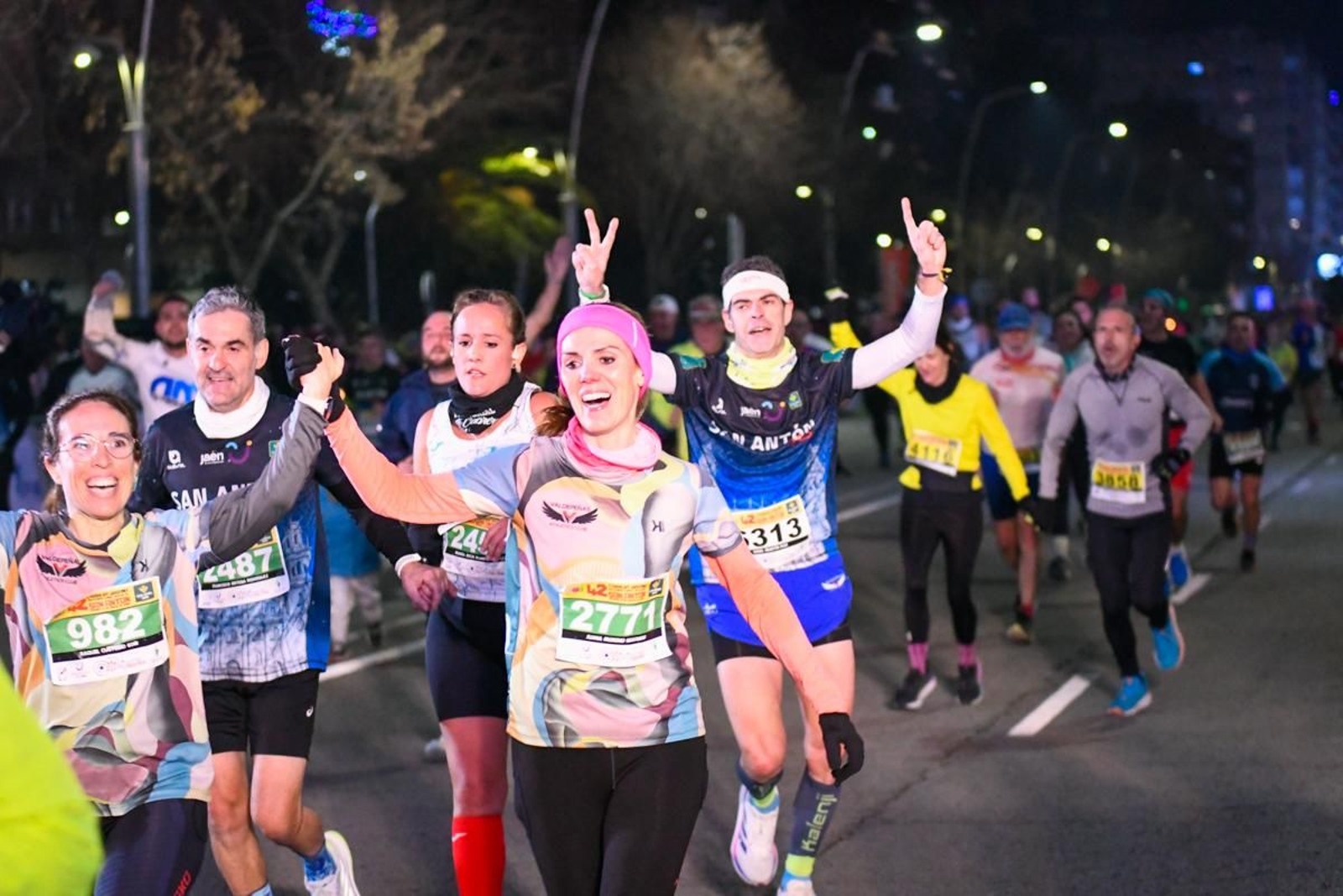 En imágenes: búscate en tu llegada a meta de la Carrera de San Antón 2025 (6)