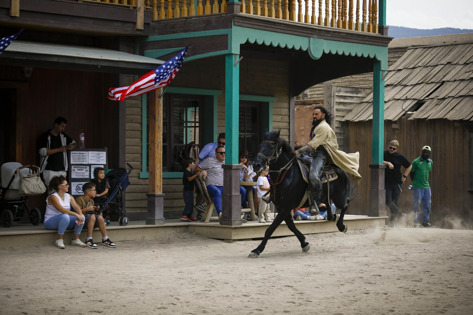 Entrega premio "Spirit of the West" al director Lisandro Alonso