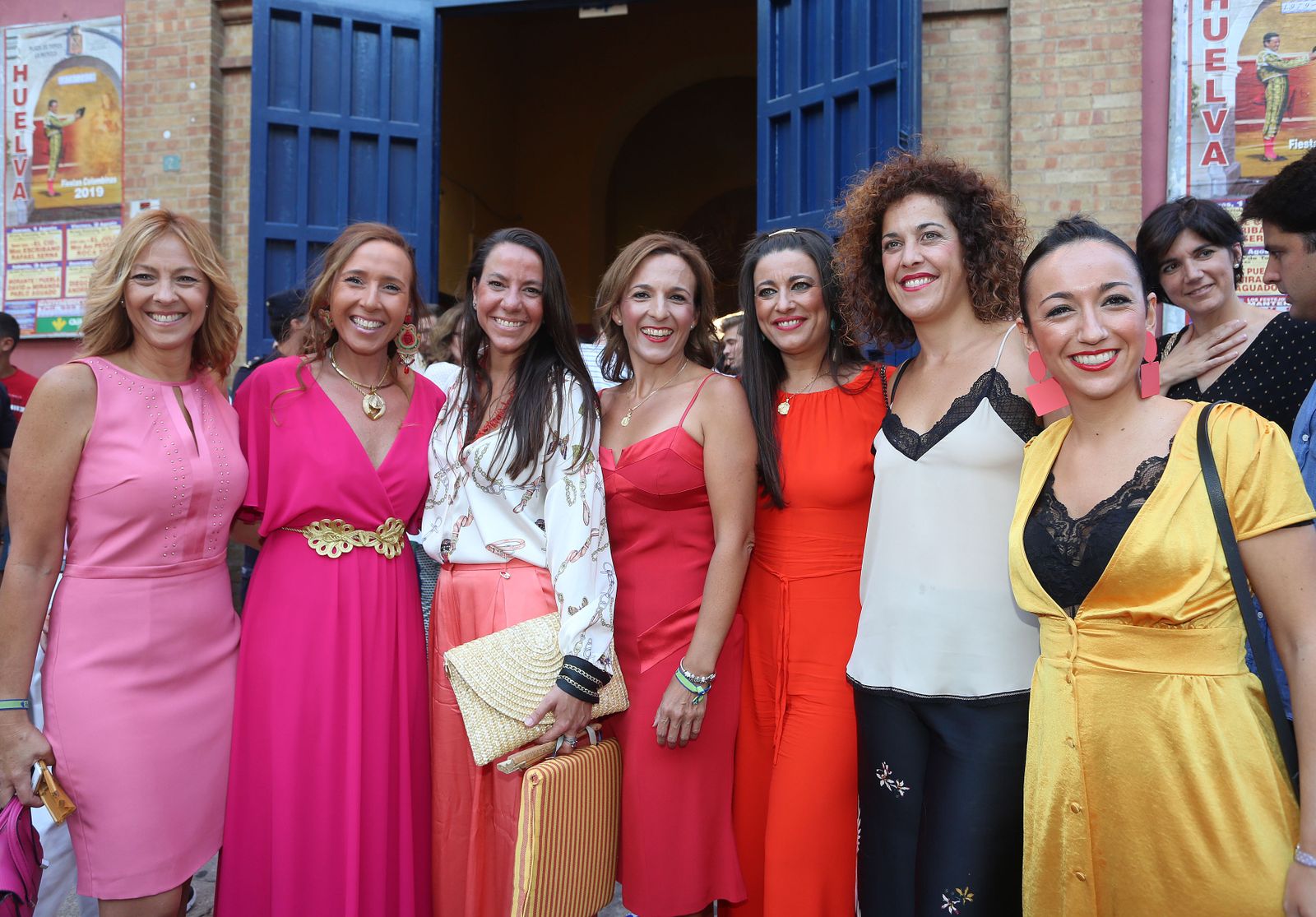 Imágenes del ambiente de la corrida del 3 de agosto en la Plaza de Toros de la Merced