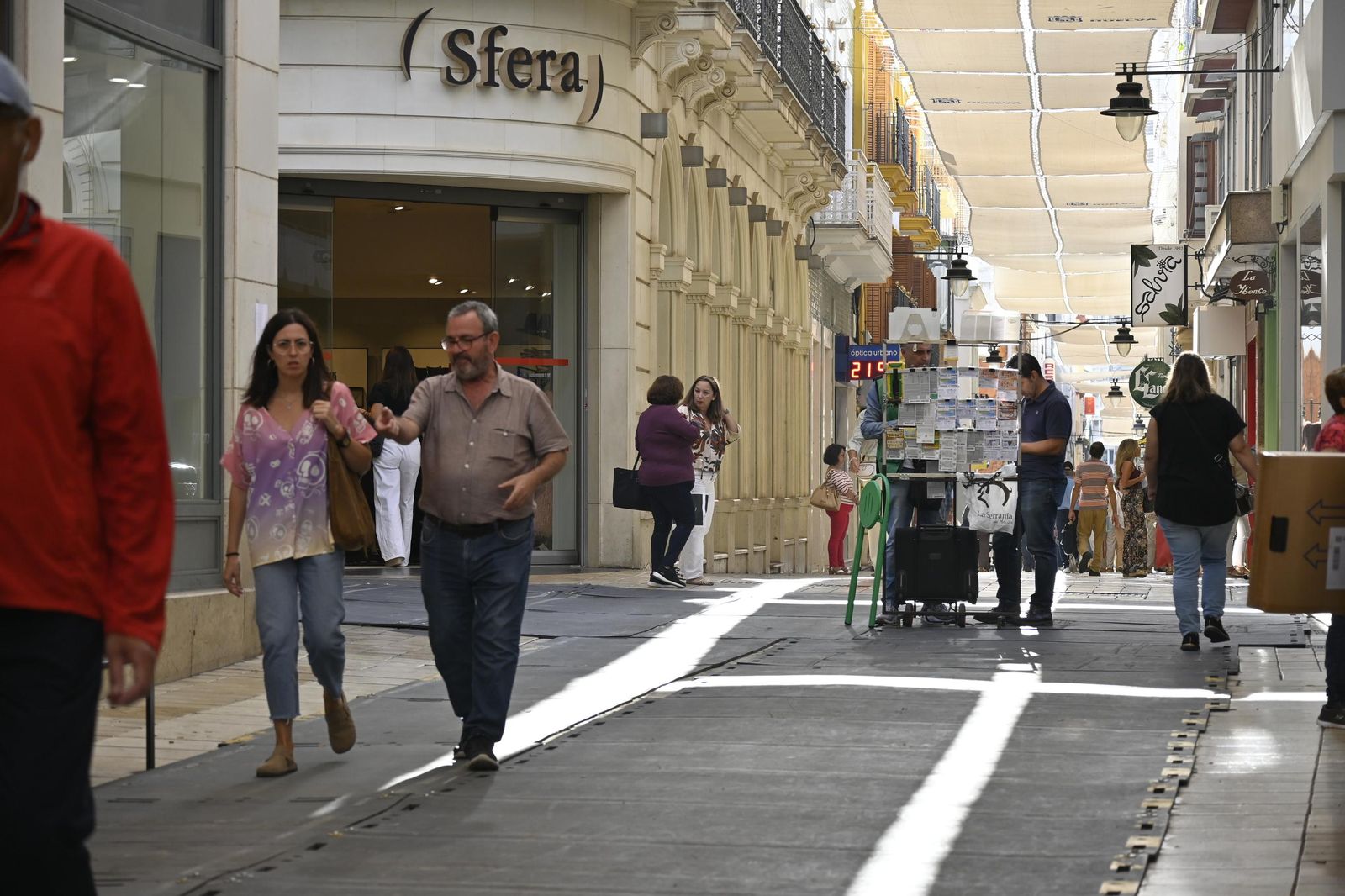 Imágenes de ambiente del viernes 4 de octubre en Huelva