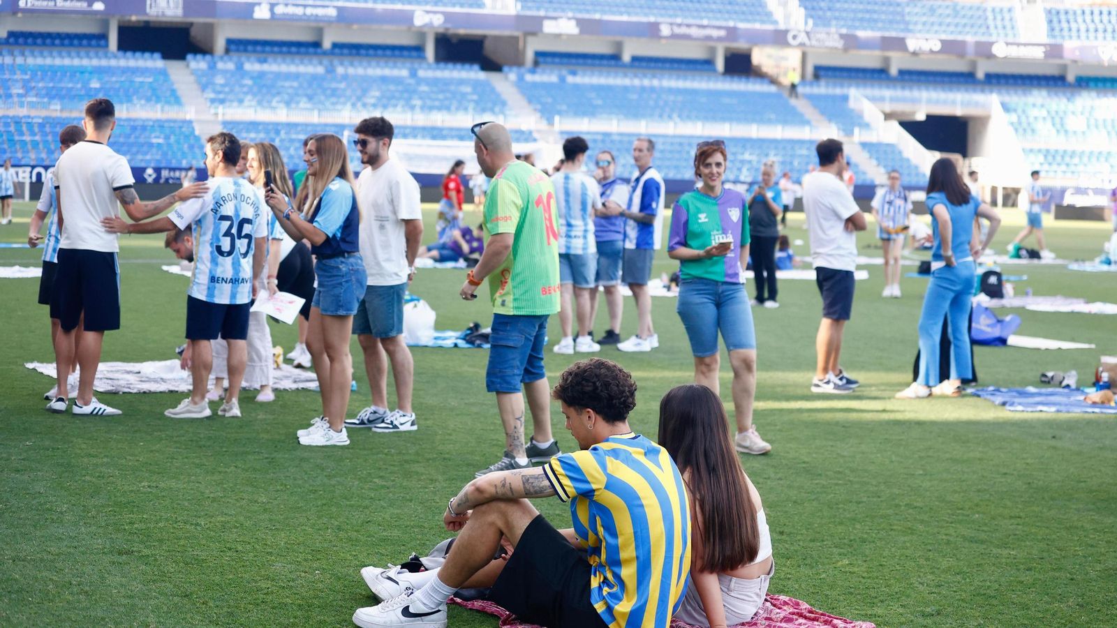 Las fotos del picnic en La Rosaleda para aficionados del Málaga
