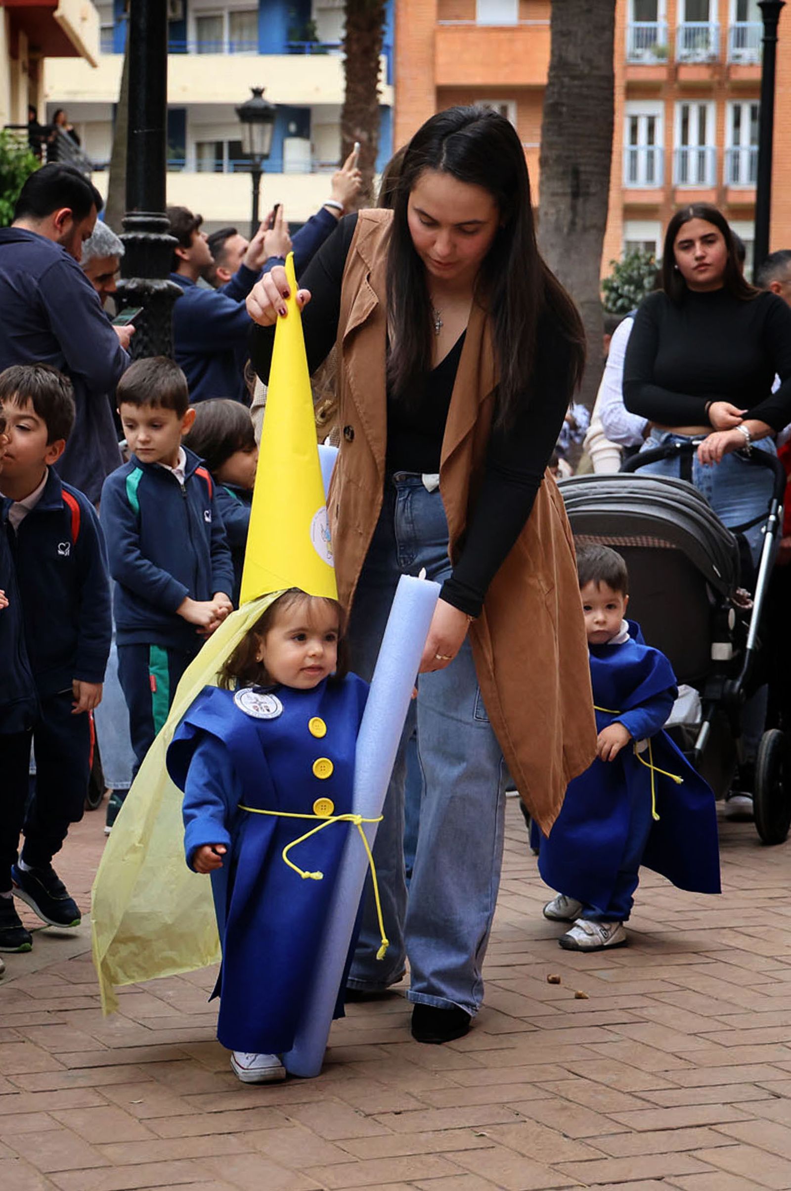Imágenes de la procesión de la 'Escuela Infantil Mi Pequeño Puerto'