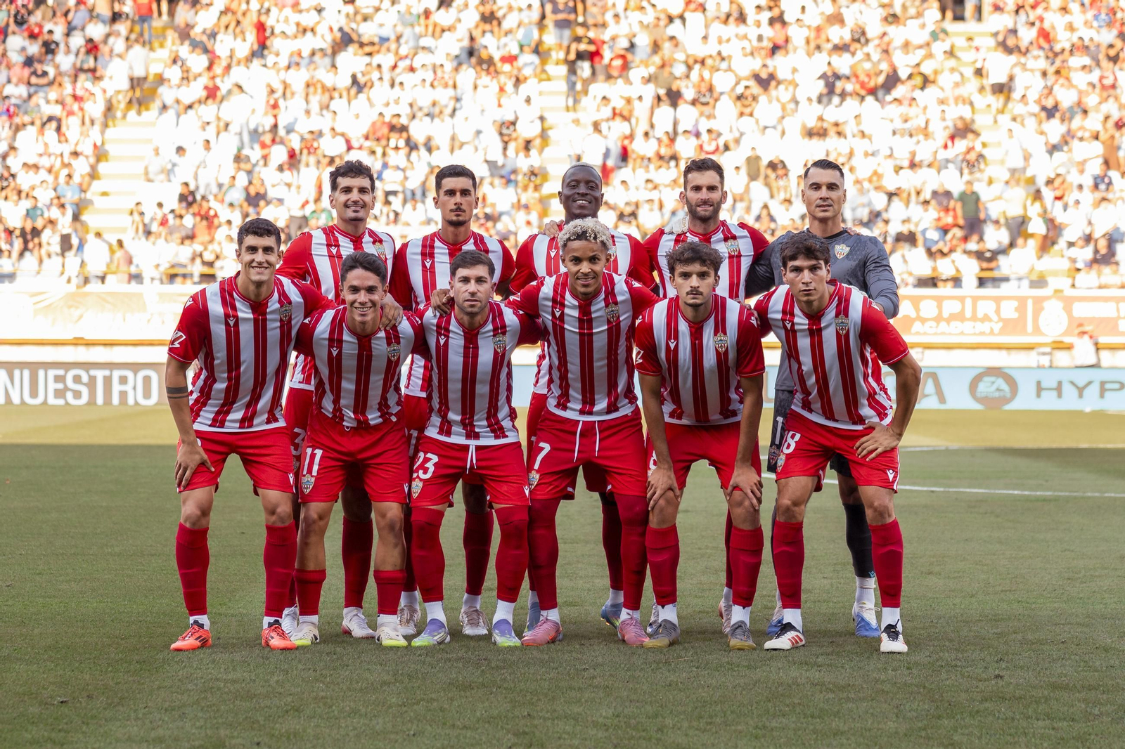 Once presentado por el conjunto rojiblanco en su visita a la Cultural Leonesa, siendo dos las novedades introducidas.