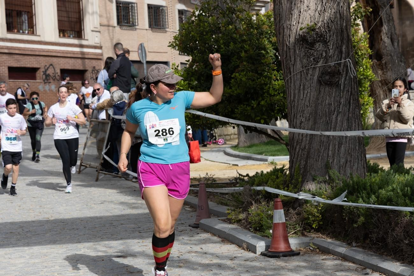 Más de 2.100 participantes corren  para promover la salud en Jaén, en imágenes (2)