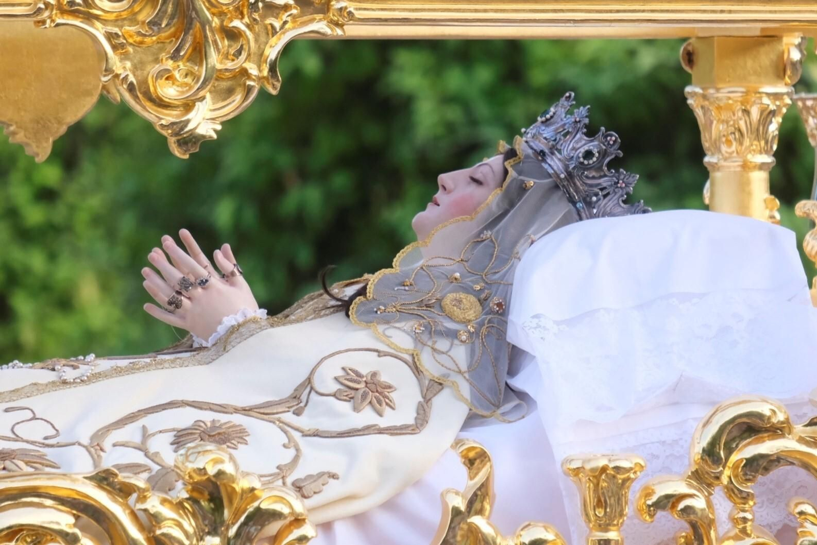 La procesión de la Virgen de Acá en Córdoba, en imágenes