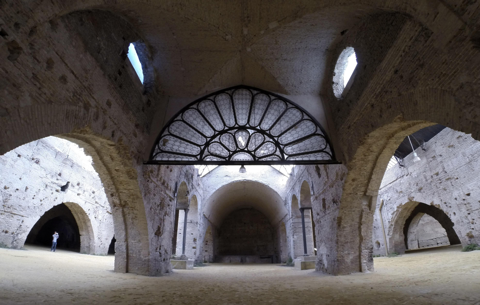 El laberinto de las Atarazanas:  la restauración que nunca llega.