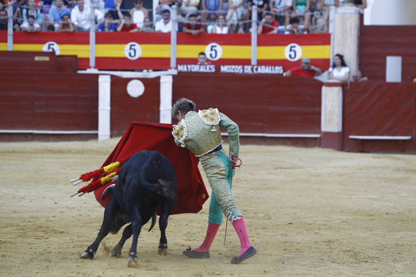Imágenes de la novillada organizada por la Escuela Taurina de Almería