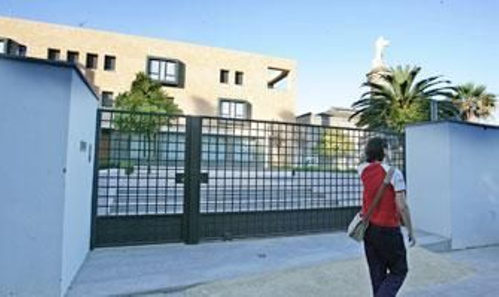 La residencia de sacerdotes abrirá sus puertas tras un año de retraso
