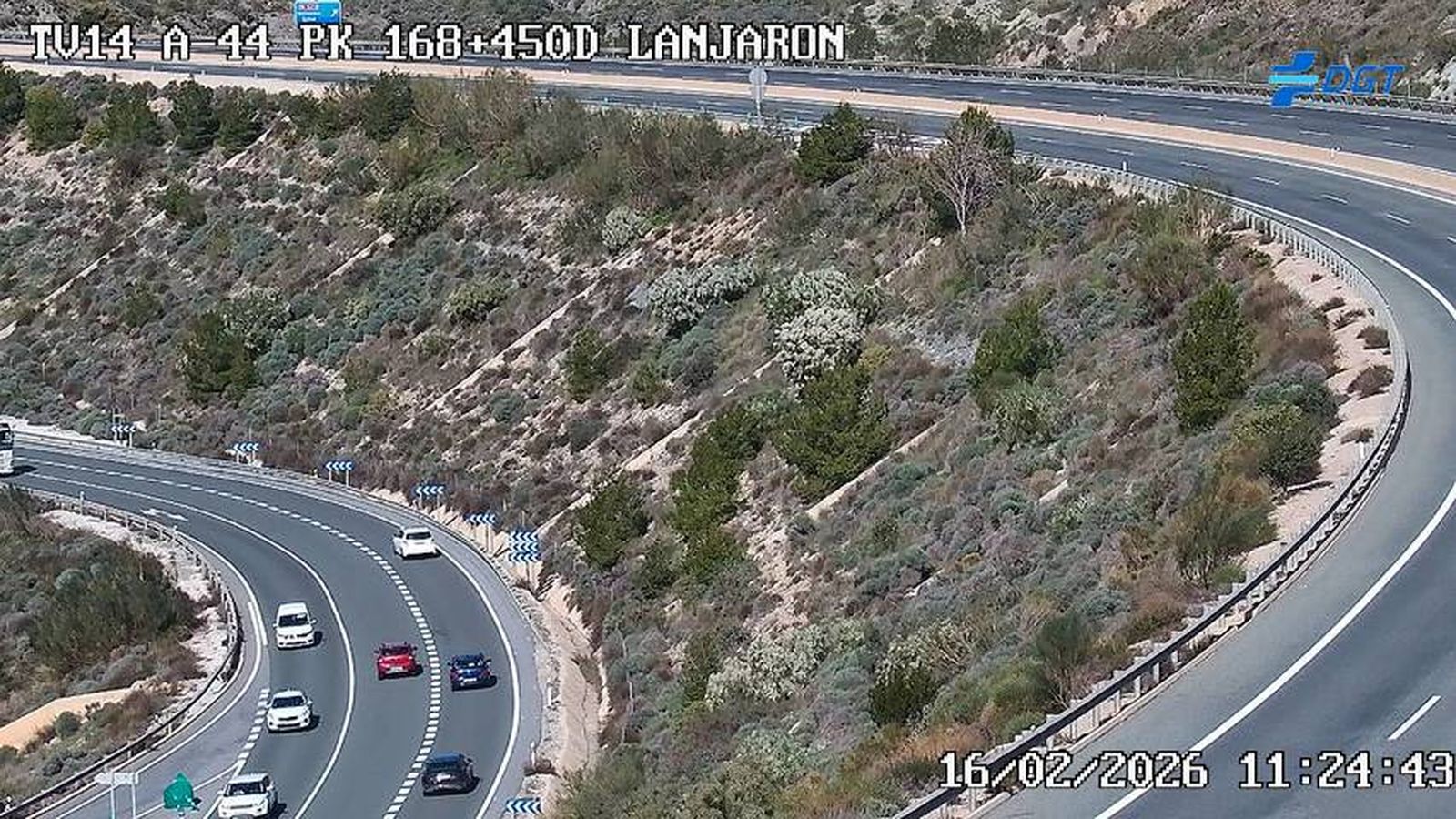 Tráfico este lunes por el desvío habilitado por el corte en el viaducto de Rules.