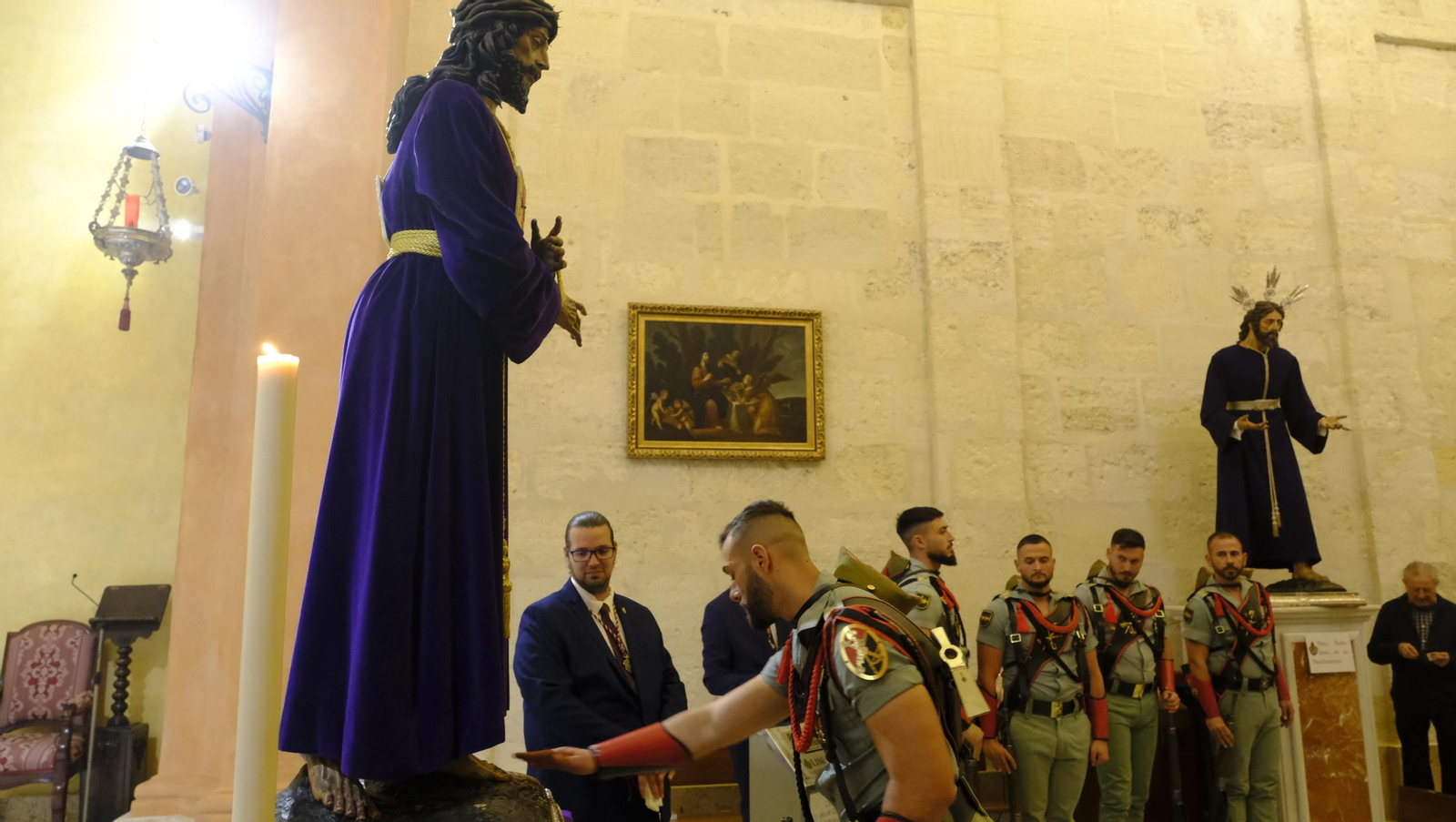 Imágenes del Besapiés de Jesús Cautivo de Medinaceli, en la Catedral de Almería