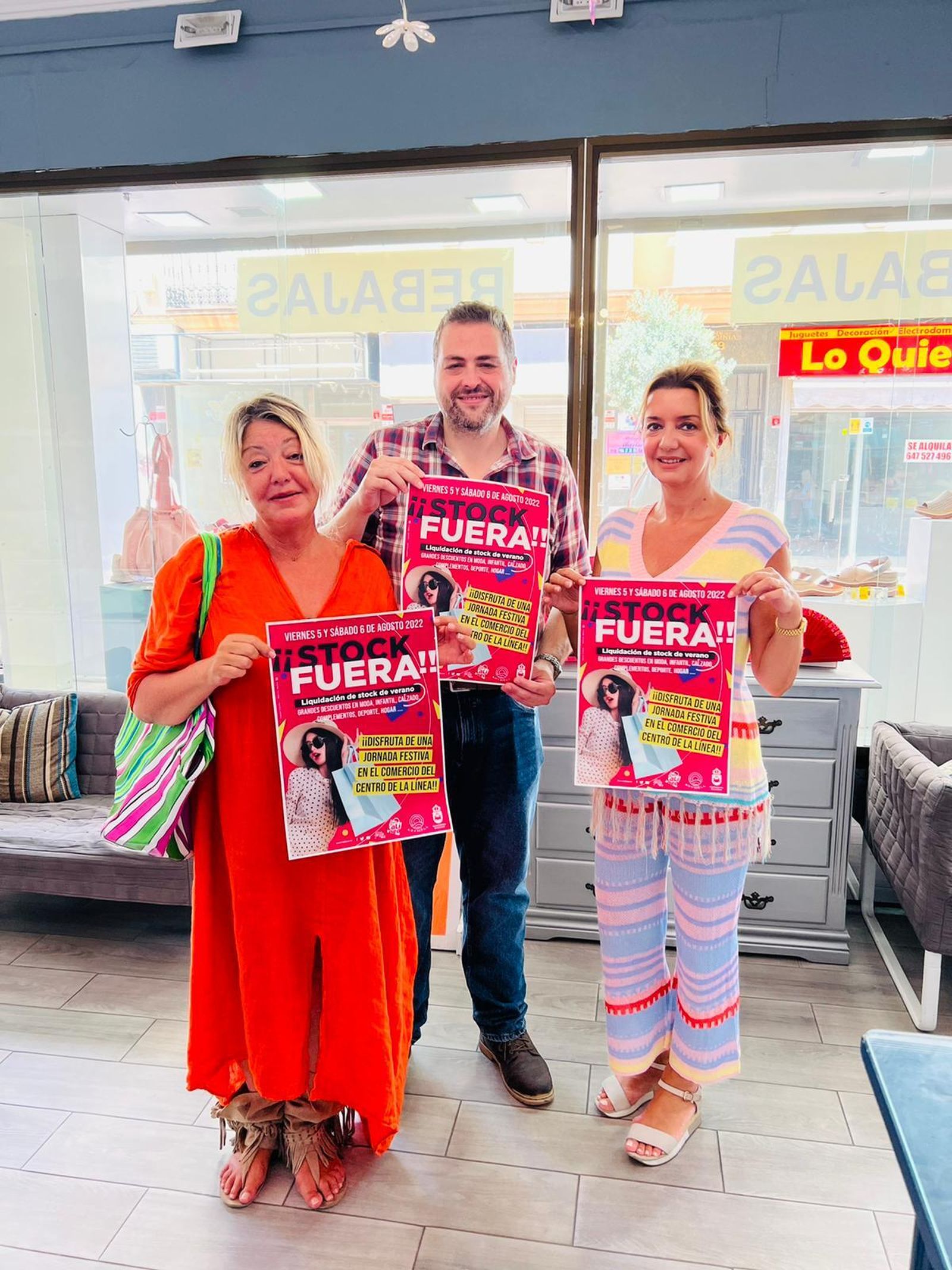 Presentación de la iniciativa 'stock fuera' del 5 al 6 de agosto