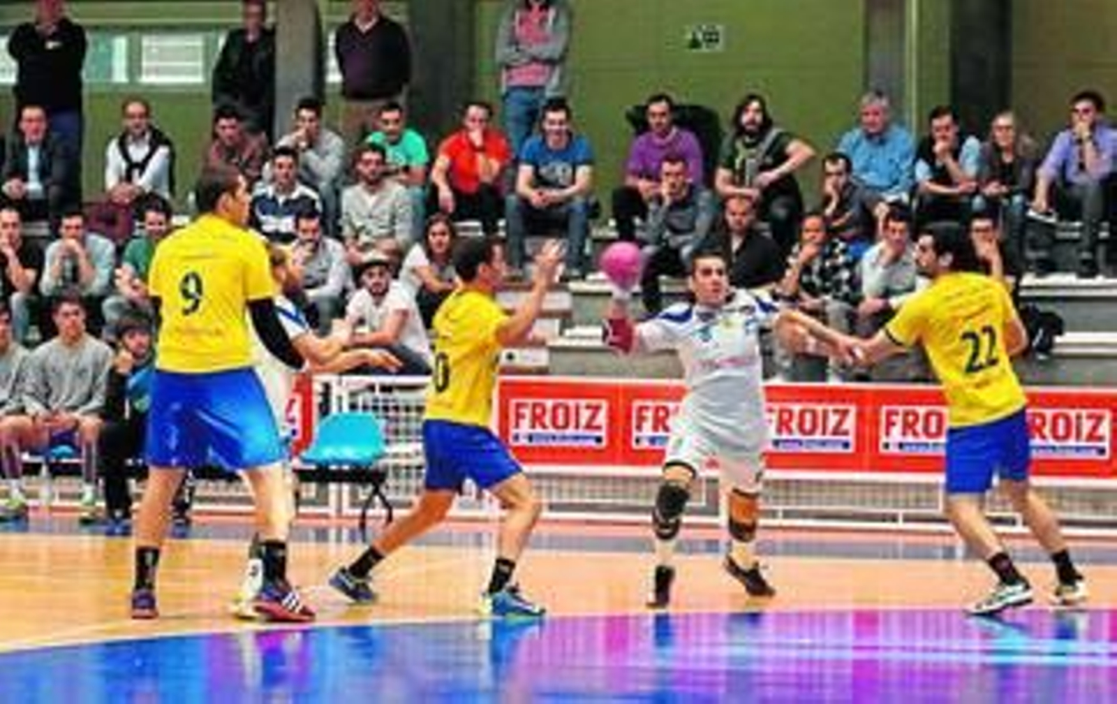 El Pedro Alonso Niño logró un ajustado triunfo lejos del Zenobia.