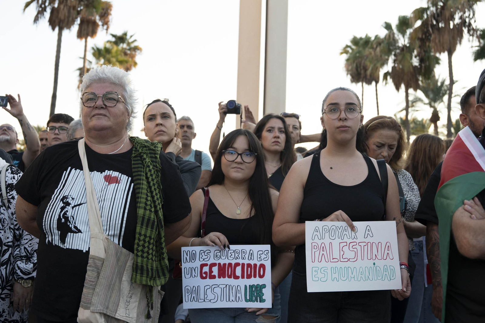 Manifestación convocada por la Plataforma Almería por Palestina