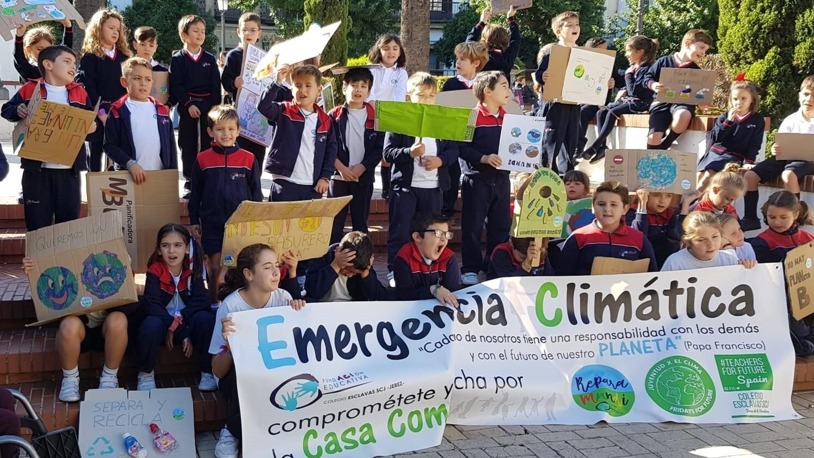 El colegio tienen un precioso proyecto, Reparamundi, que apuesta por la restauración del entorno‘urbanatural’.