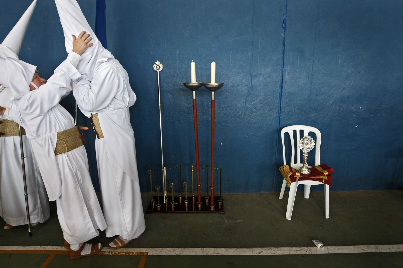 Salida de la hermandad del Despojado