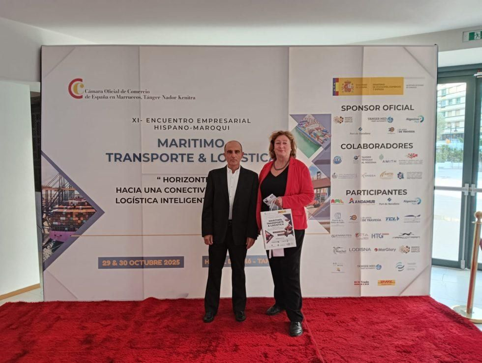 Kate Bonner y Juan Gómez acudieron a Tánger en nombre del departamento comercial de la APBC para hablar del compromiso del puerto de Cádiz con la sostenibilidad