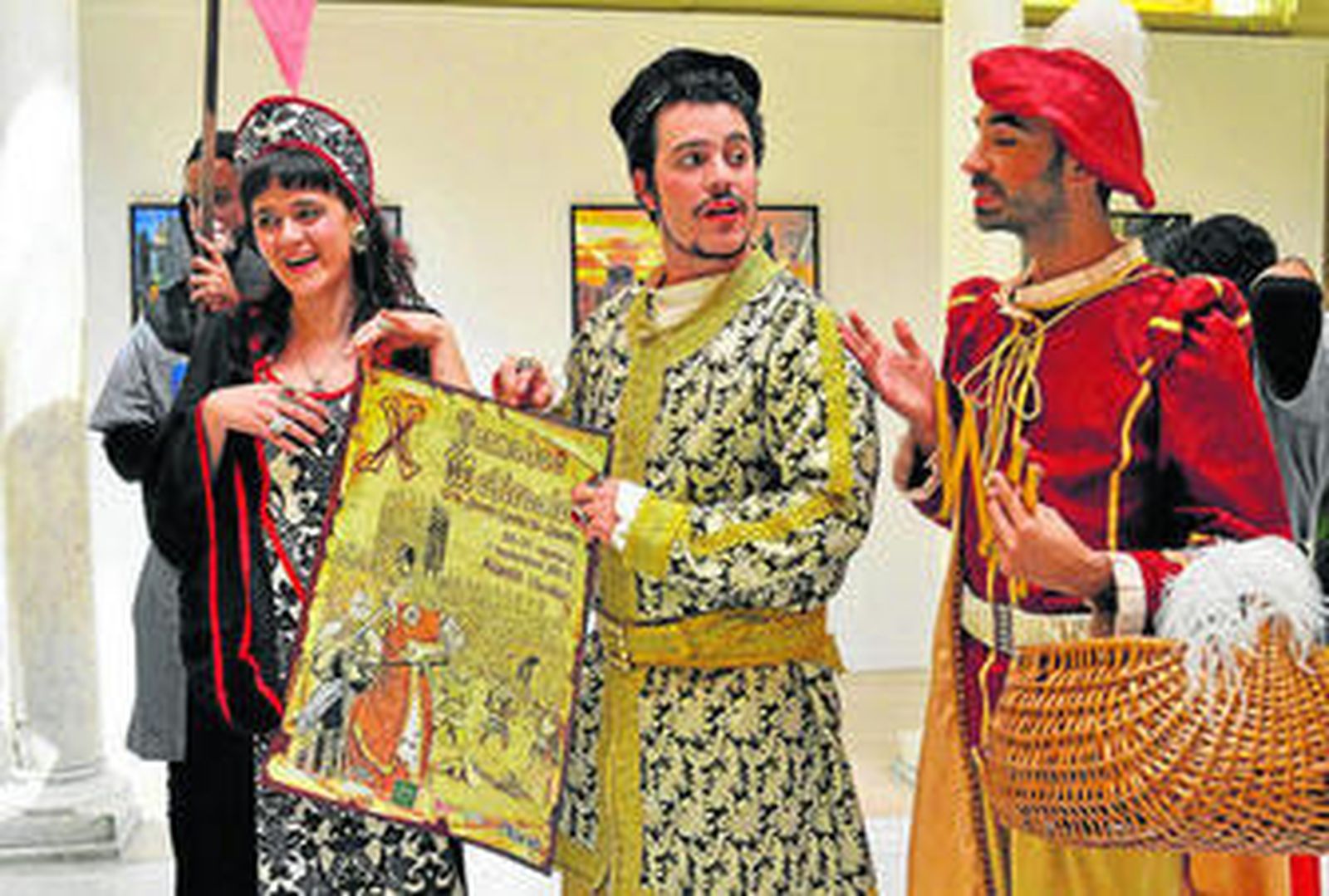 Varios actores durante la presentación de las X Jornadas Medievales de la Sierra Norte de Sevilla.