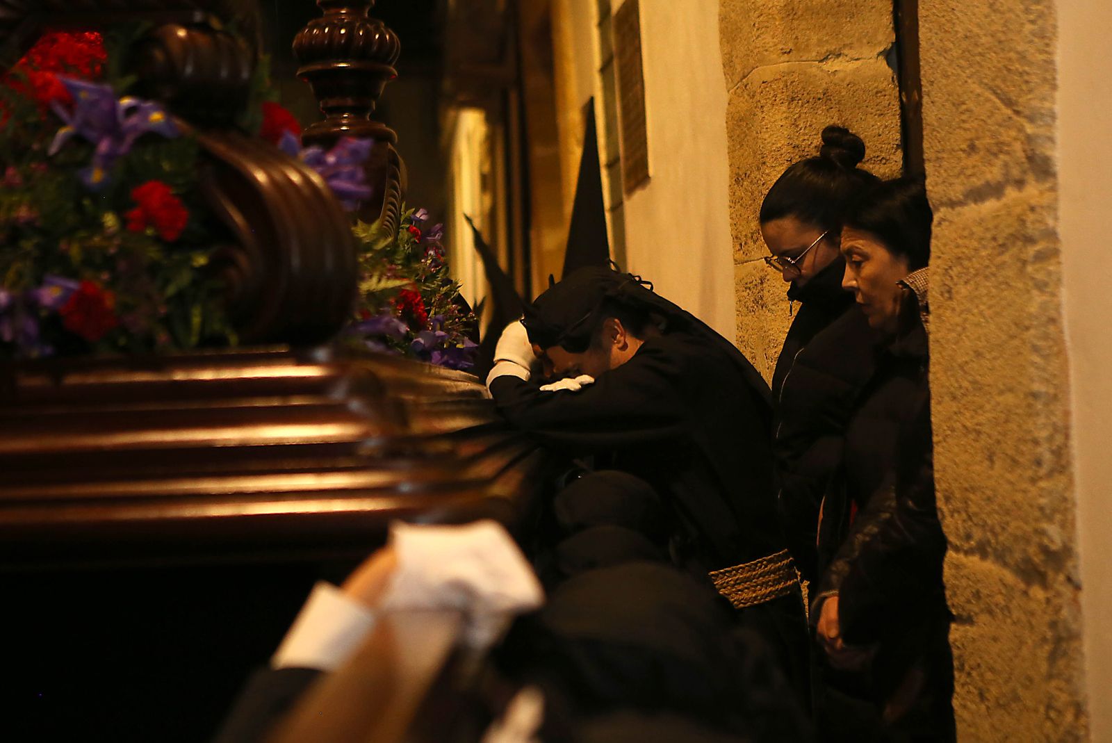 Miércoles Santo en Montilla: La procesión del Cristo del Amor, en imágenes