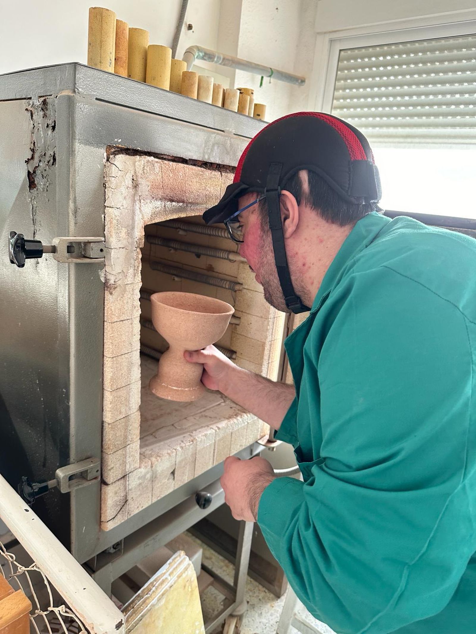 Elaboración cáliz en el Javier Peña.