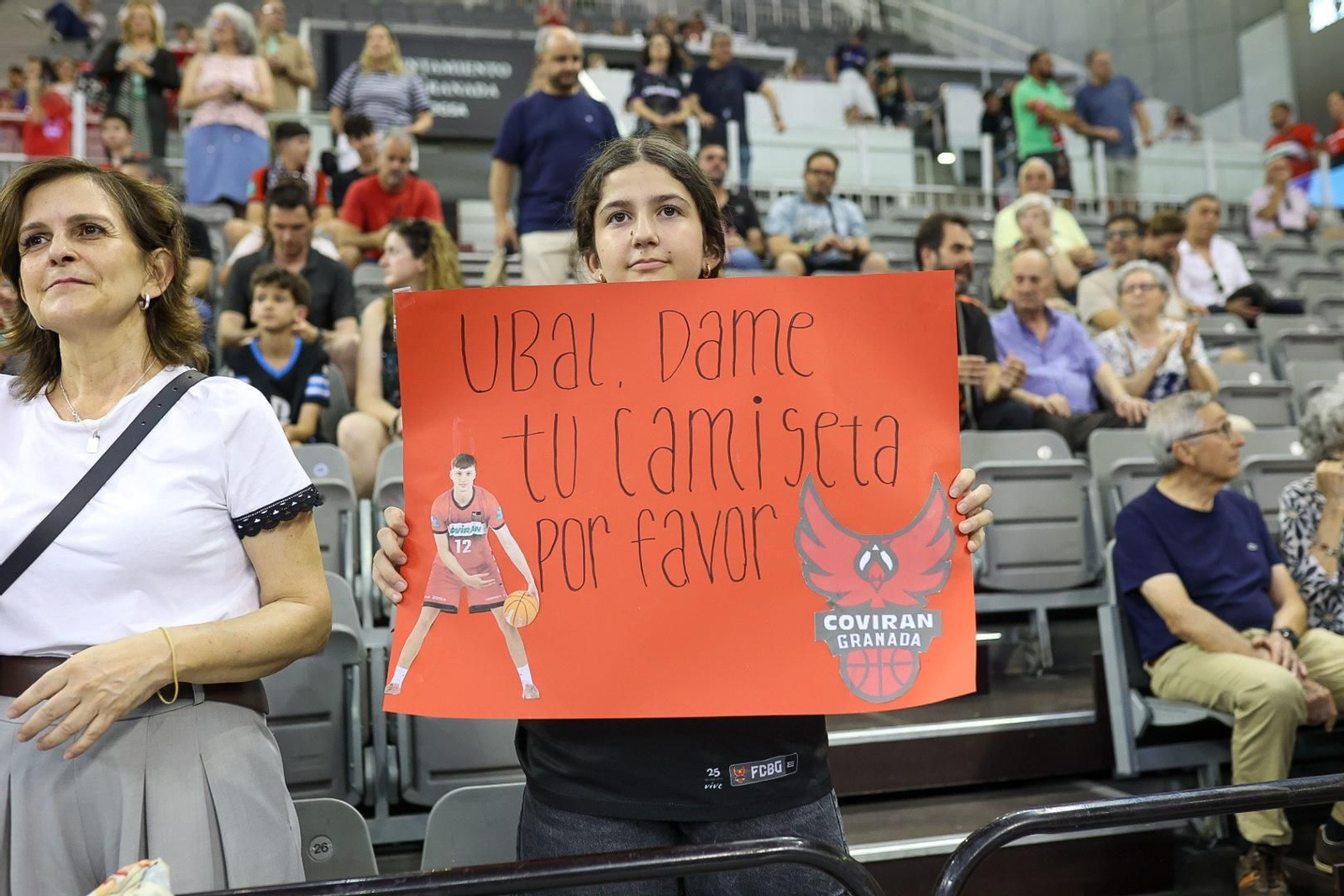 Encuéntrate en la grada del Palacio en el último partido del Covirán Granada