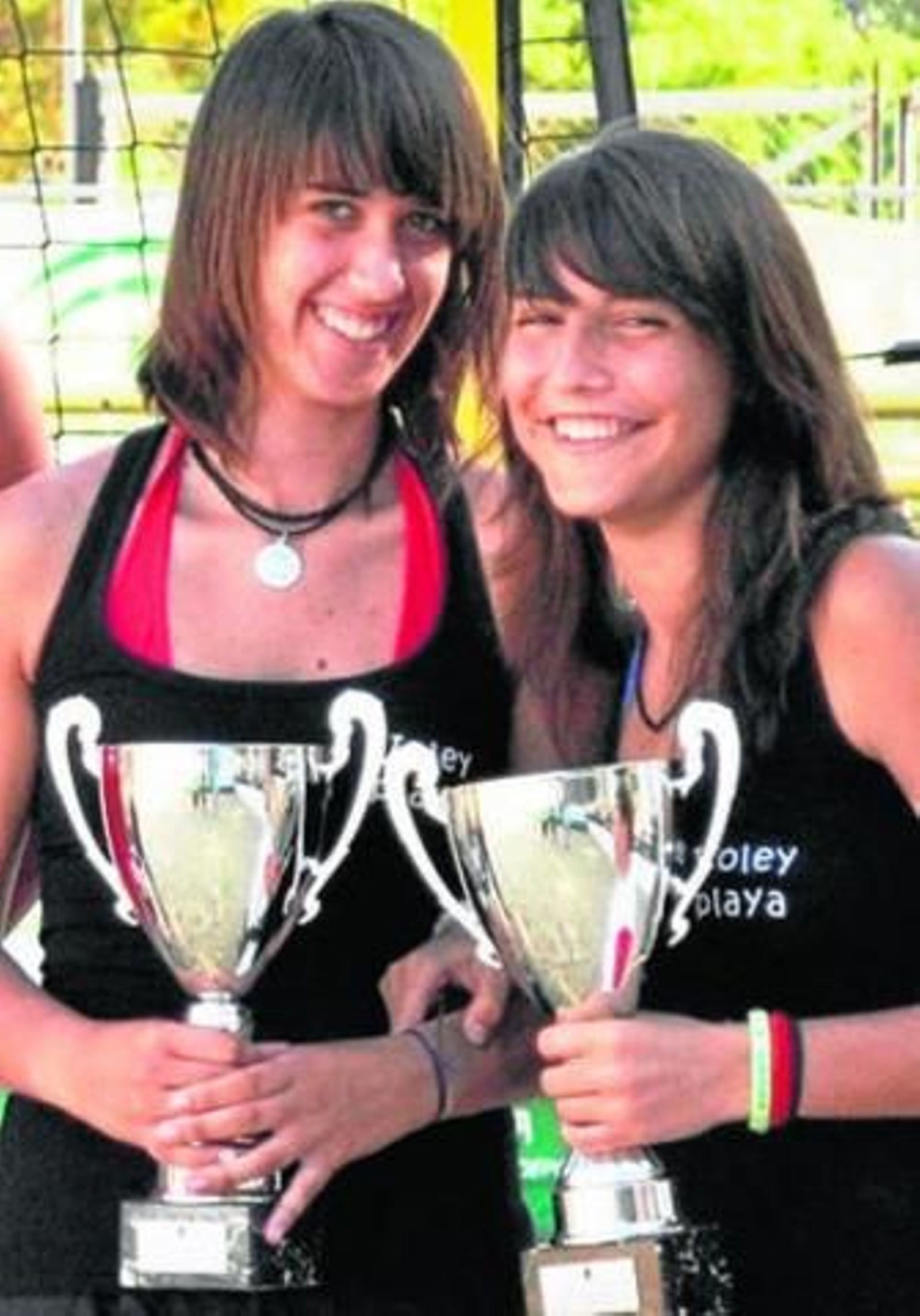 Ana Díaz y Viky Delgado, del Amigos Cádiz, quedaron subcampeonas.