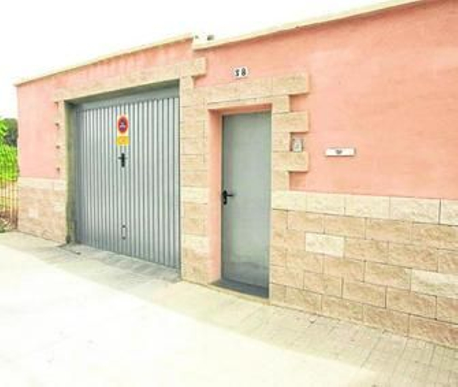 Instantánea de la vivienda donde residía el detenido y en la que fue realizado el registro.