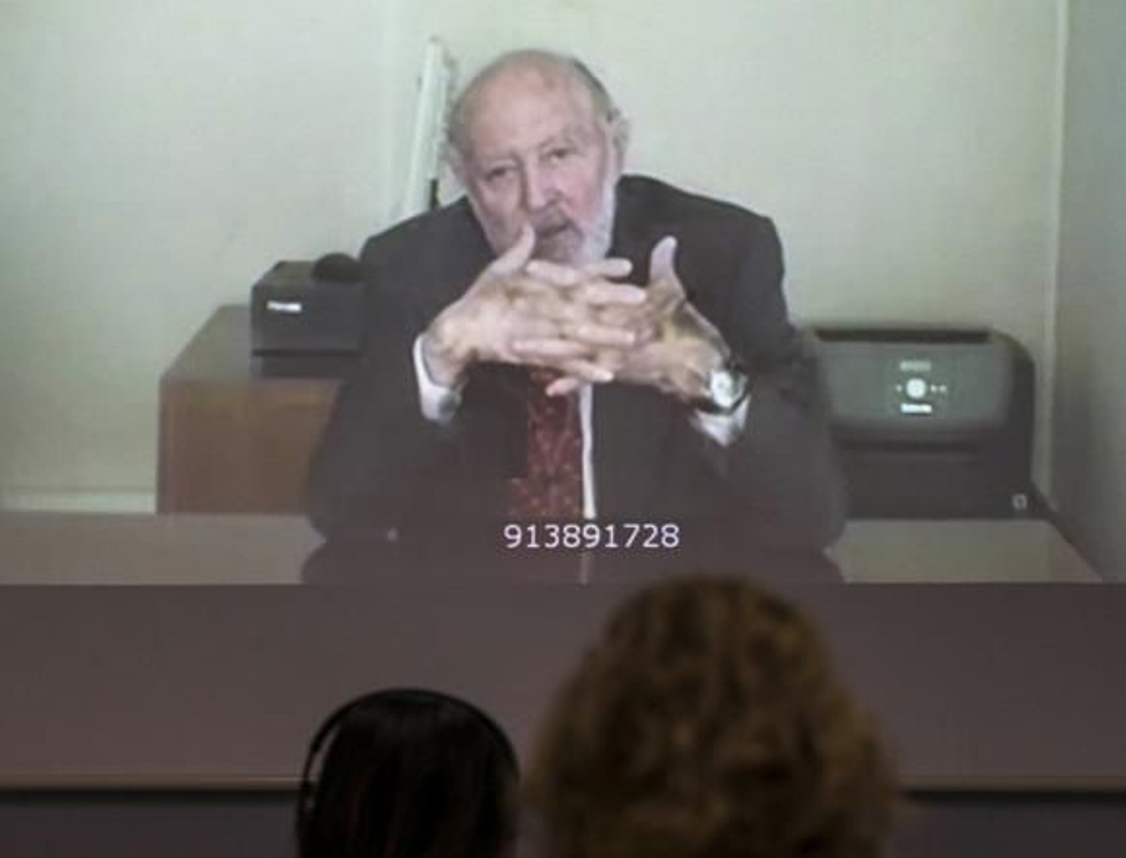 La Casa Real pidió a Urdangarin dejar su "actividad comercial" por "inapropiada"