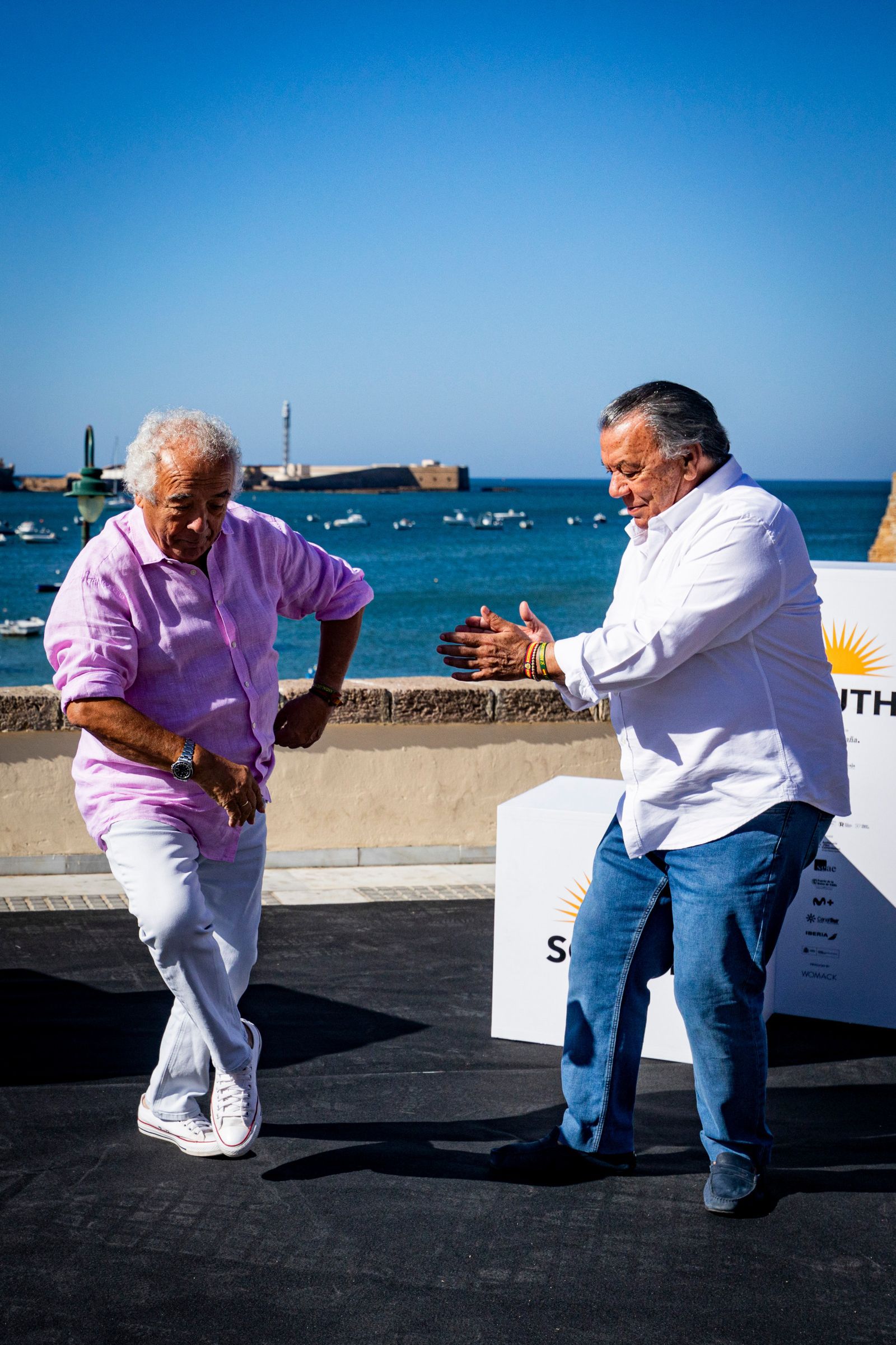 Las imágenes del photocall del Sotuh Festival en La Caleta este domingo: Adriana Ozores y  Los del Río