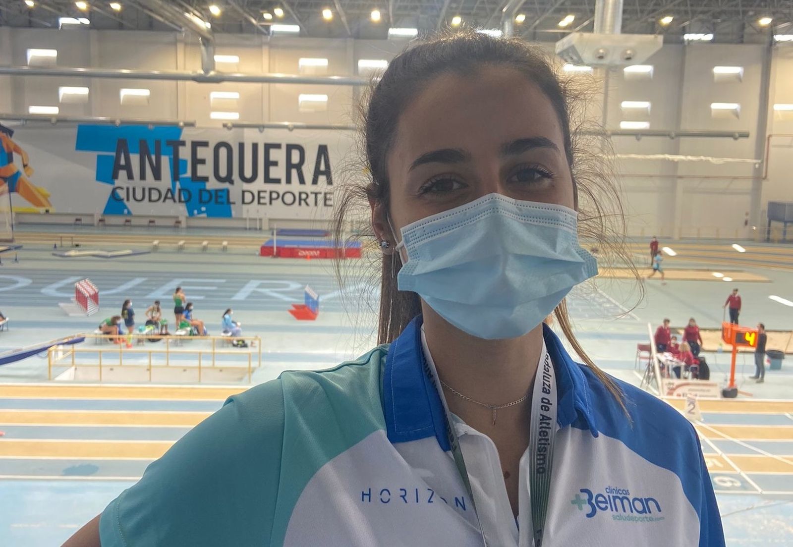 Marta Moreno, atleta del Beiman Chapín Jerez, campeona de Andalucía sub-20 en salto de altura.