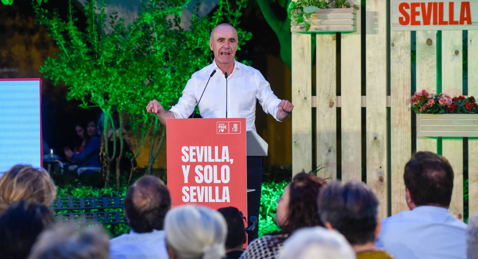 El mitin de cierre de campaña electoral del PSOE, en imágenes