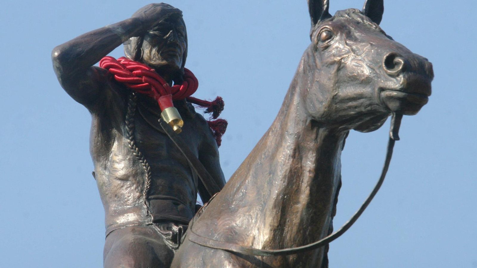 La estatuta del "indio" de Kansas City.