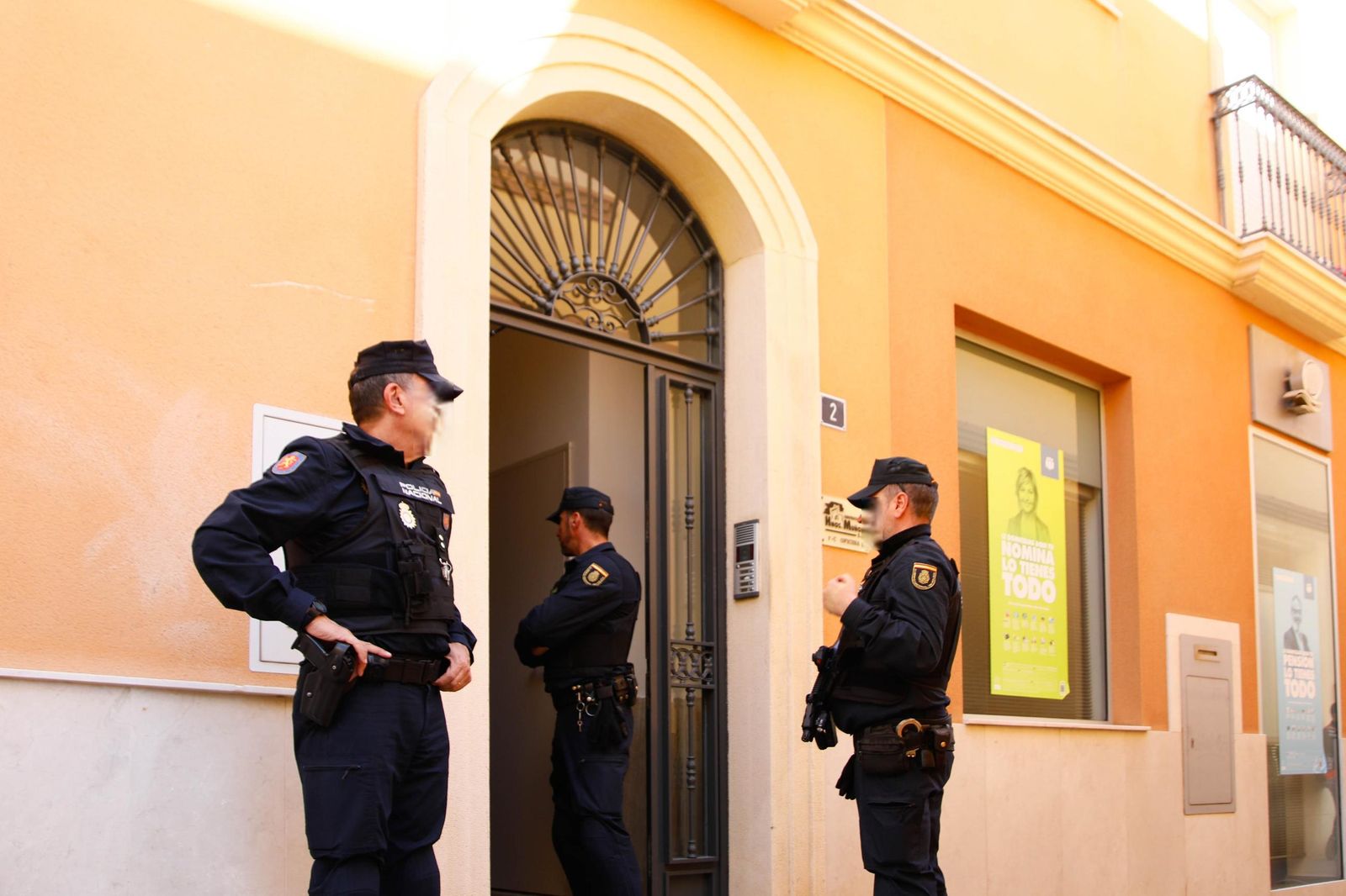 Las imágenes de la macrooperación policial contra el tráfico de drogas en Pechina