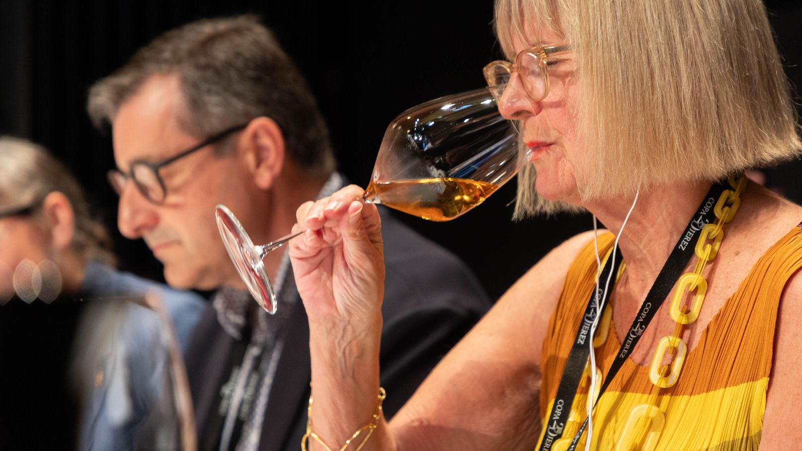 Jancis Robinson y Josep Roca, entre los miembros del jurado de la última edición de Copa Jerez. Jancis Robinson y Josep Roca, entre los miembros del jurado de la última edición de Copa Jerez.