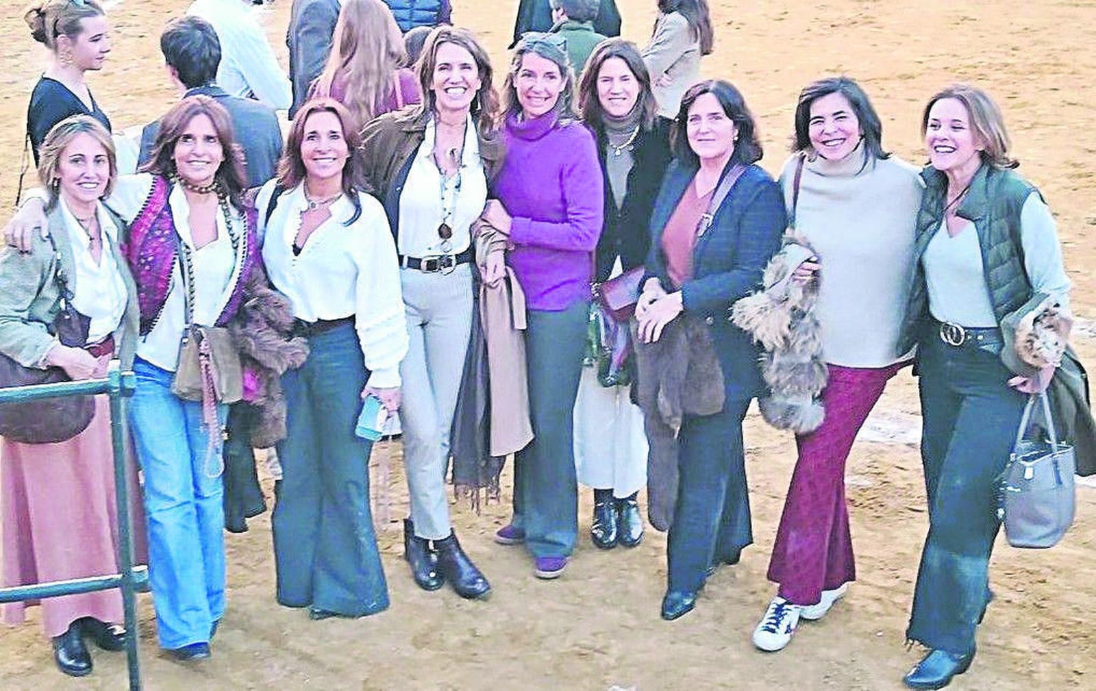 Rocío Ruiz-Mateos, las hermanas María y Marta Riva, Patricia Sada, Cristina Plá, María Luisa Parias, Beatriz Guerra, Carlota Barrie y Maria Mac-Crohon.