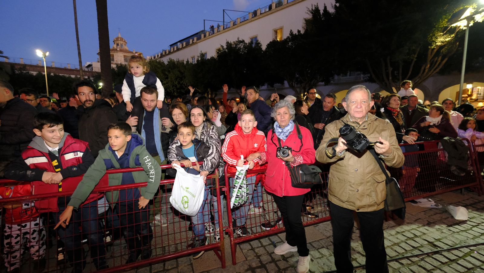 Fotogalería de la Cabalgata de Reyes Magos en Almería