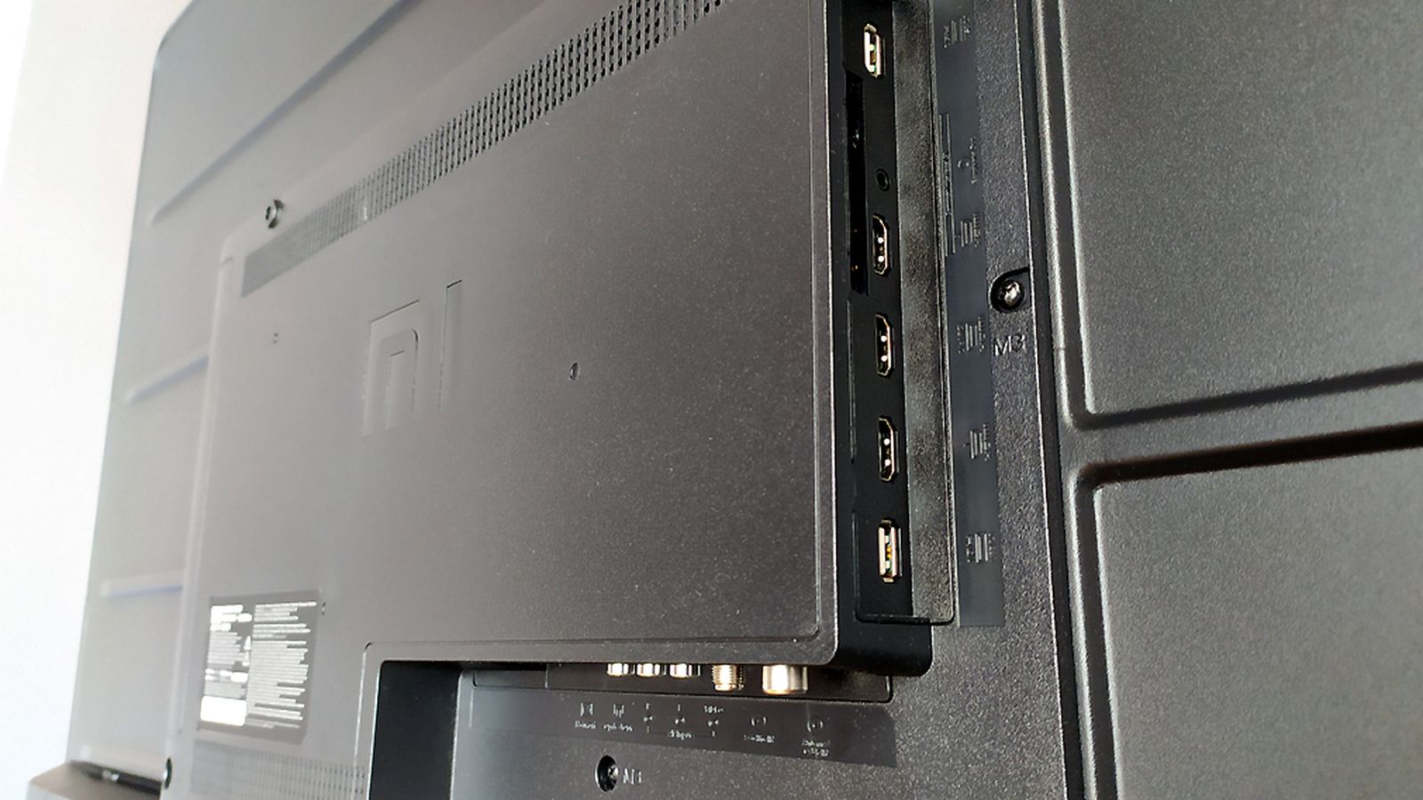 Conectores de la Mi TV P1 de Xiaomi de 55 pulgadas