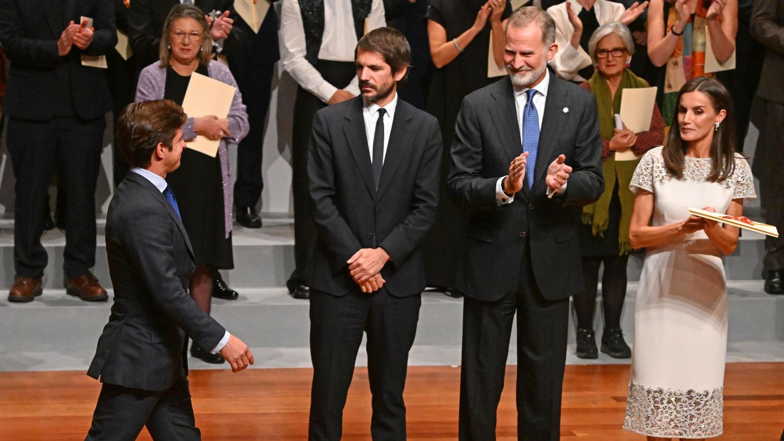 El ministro se abstuvo de aplaudir a El Juli en la entrega del último Premio Nacional de Tauromaquia