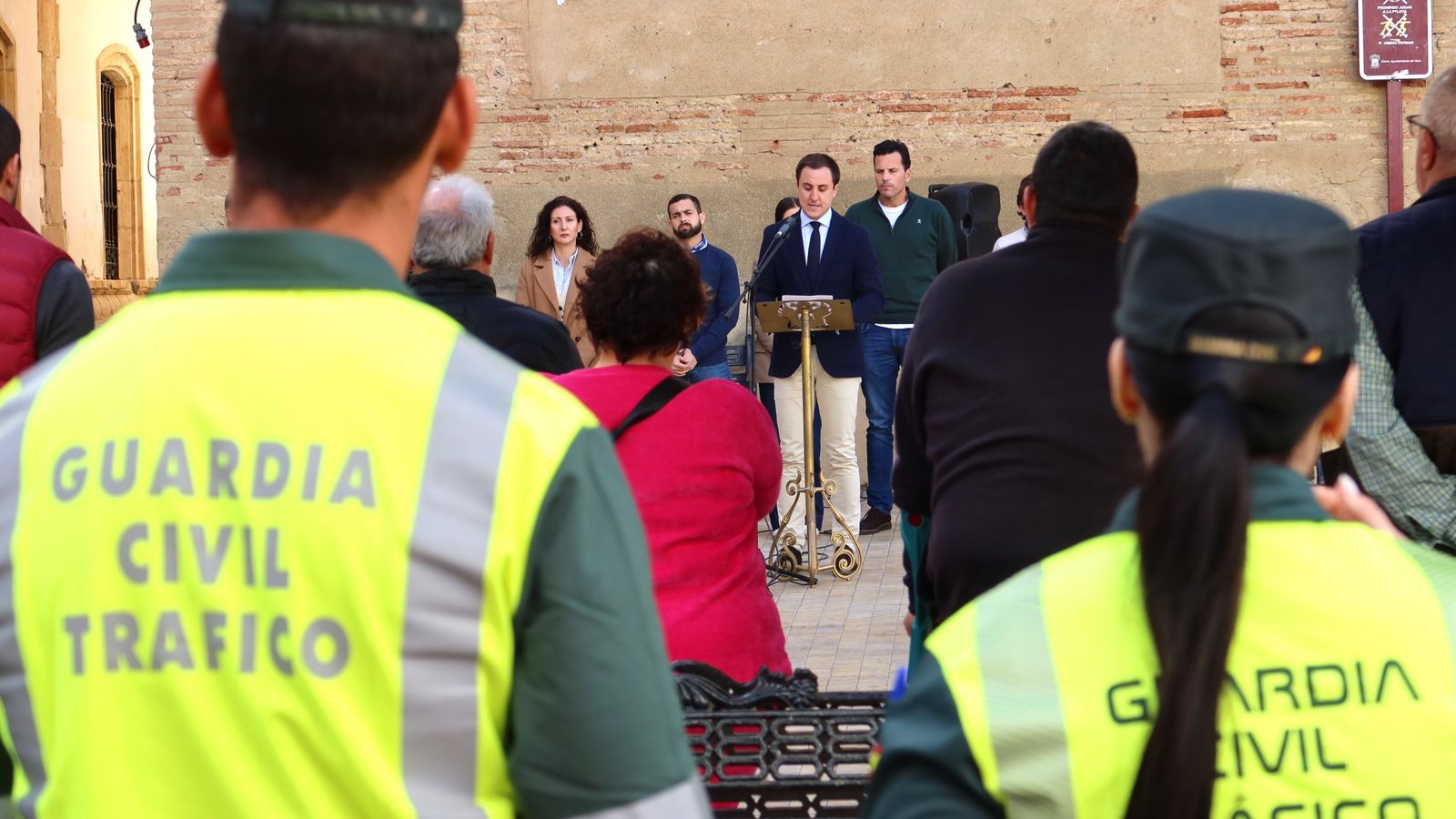 Minuto de silencio en Vera.