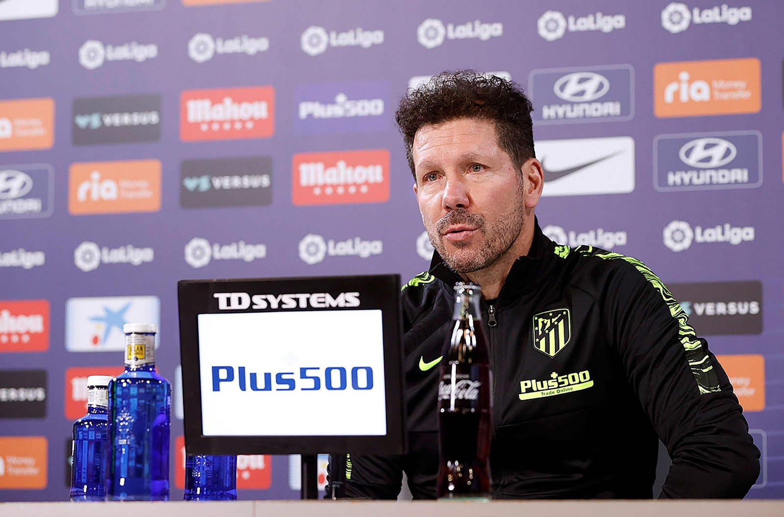 Diego Simeone, en una rueda de prensa.