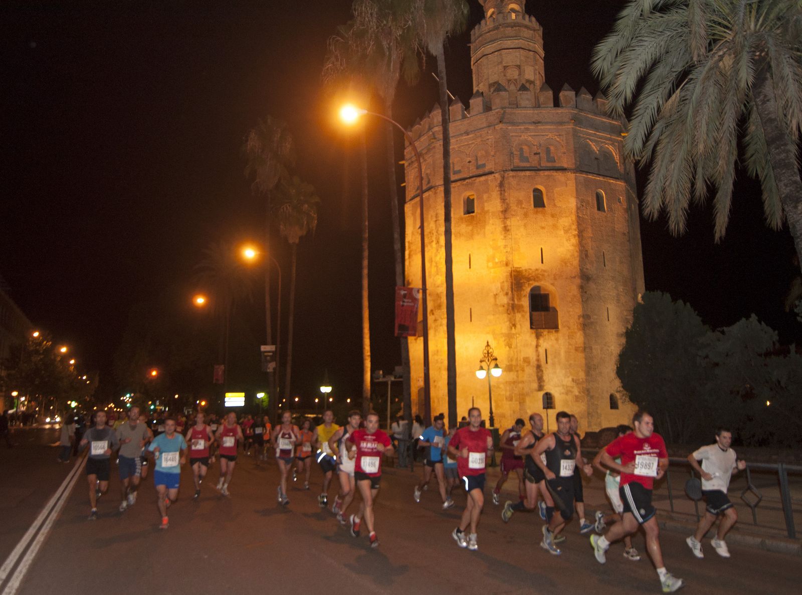La Carrera Nocturna del Guadalquivir en una edición de otro año
